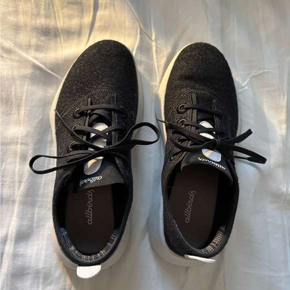 allbirds Women’s SuperLight Wool Runners - Picture 7 of 9